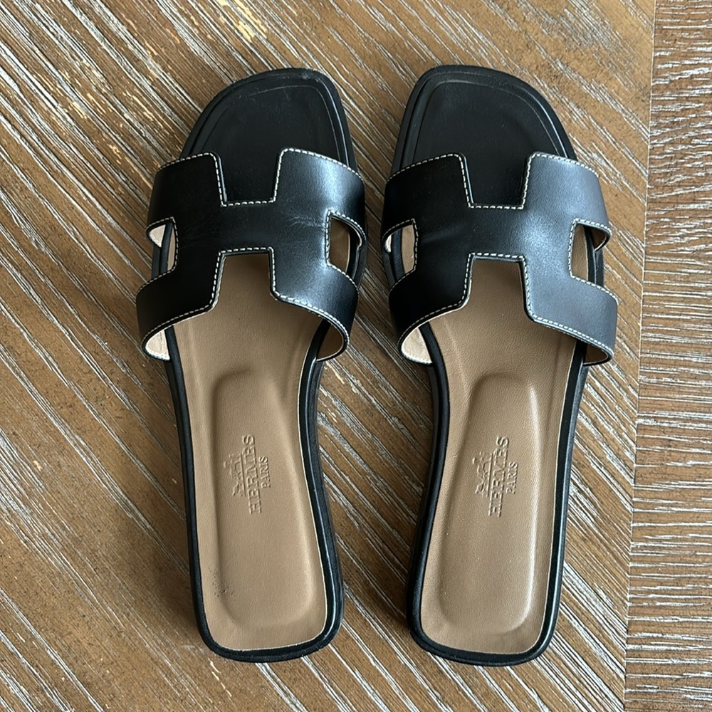 Hermes Black Leather Oran Slide Sandals